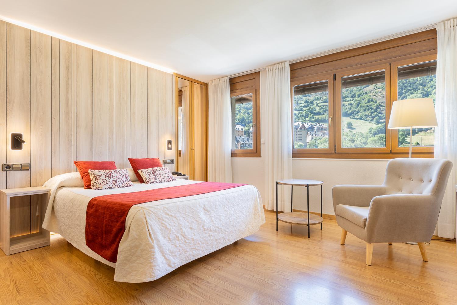 Hotel Eth Solan & Spa Vielha Exterior foto